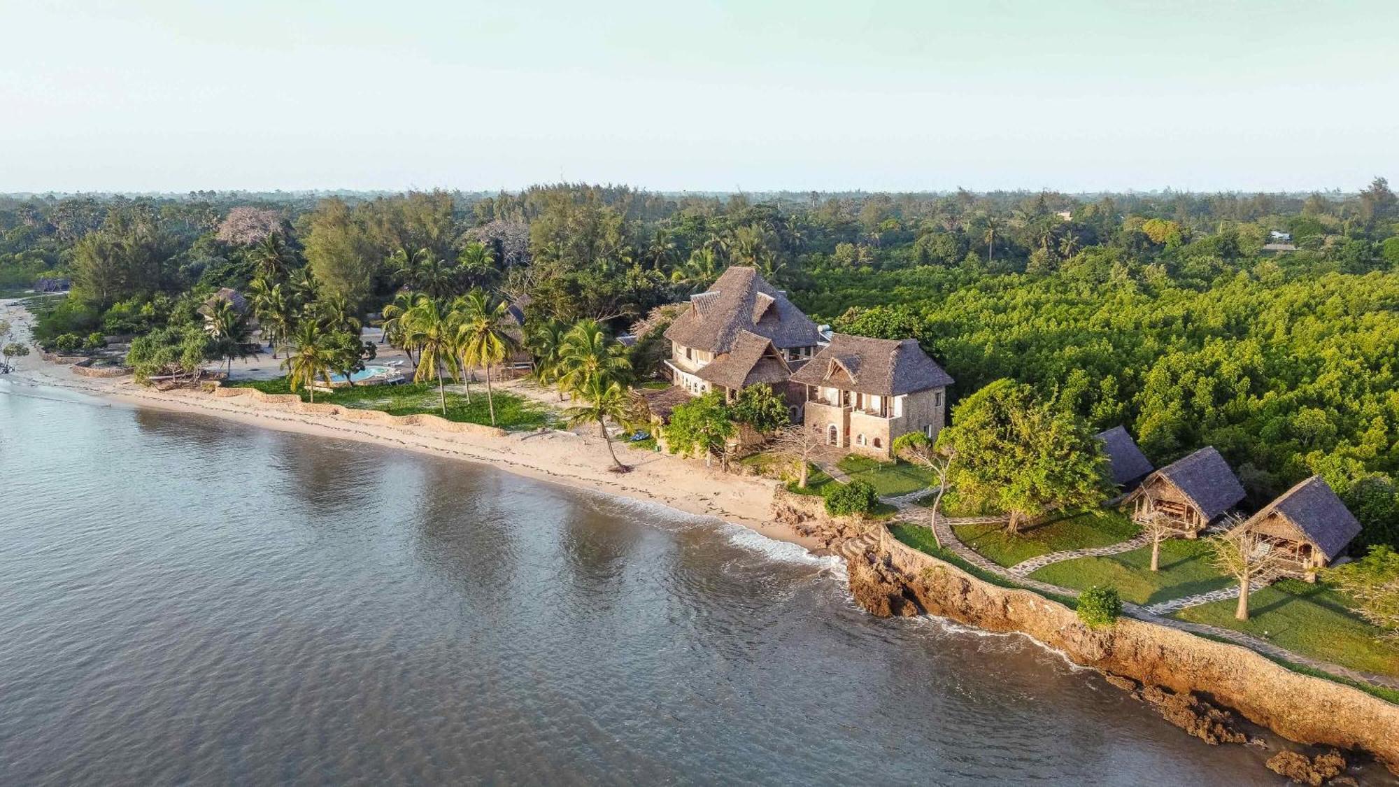 Mwazaro Beach Lodge Шимони Экстерьер фото