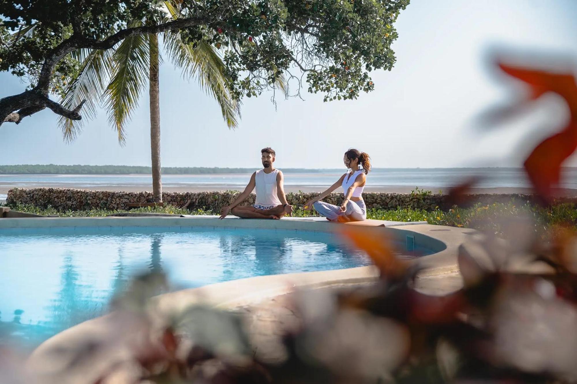 Mwazaro Beach Lodge Шимони Экстерьер фото