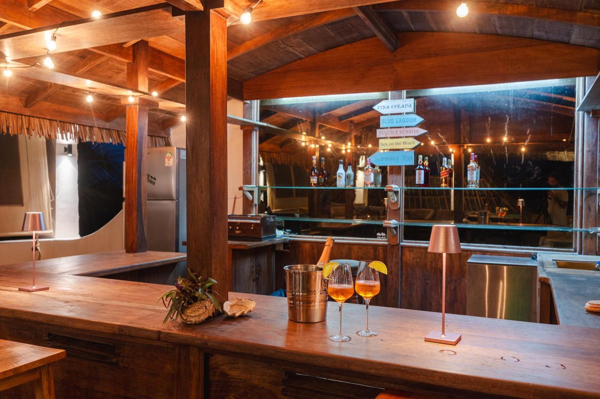 Mwazaro Beach Lodge Шимони Экстерьер фото